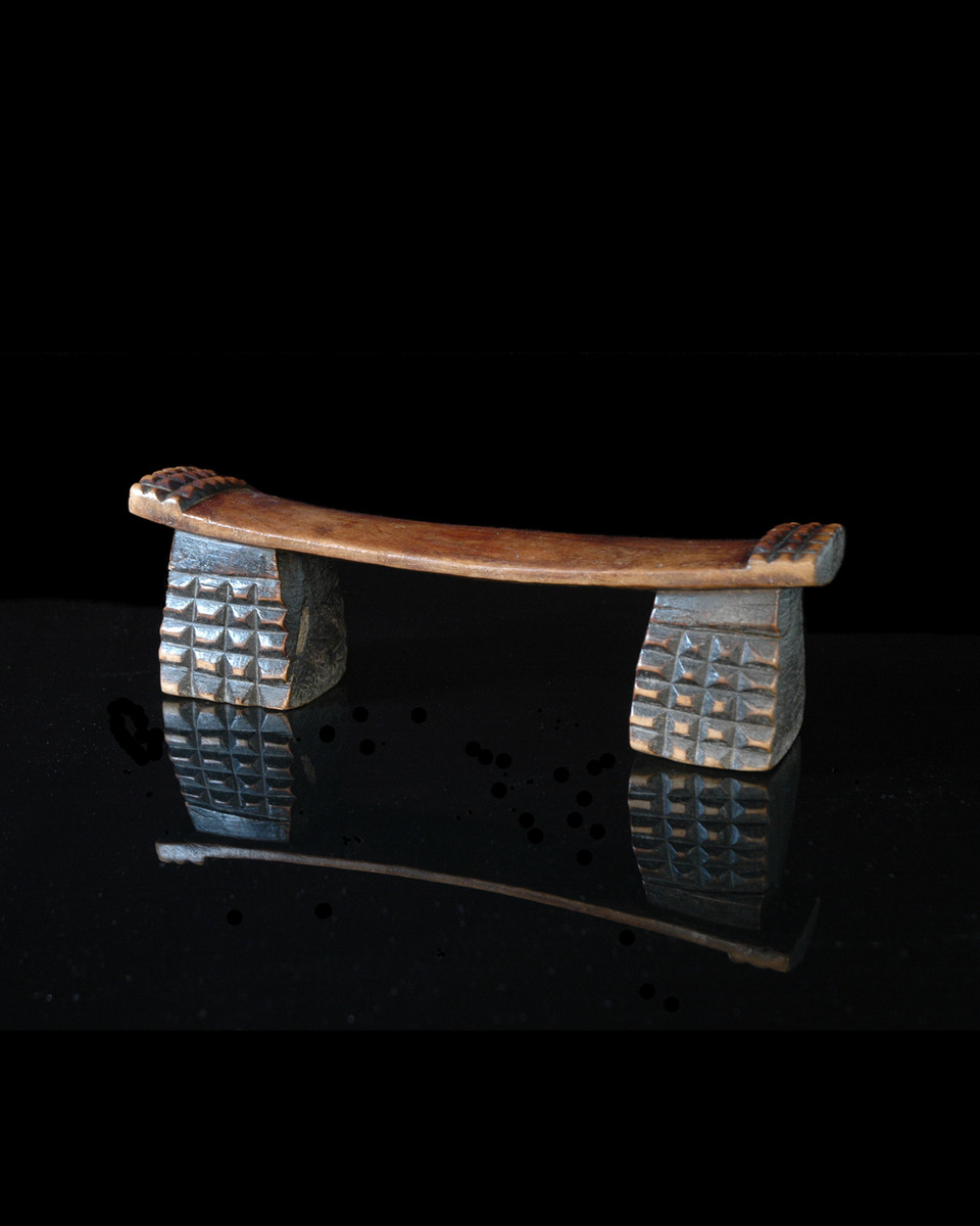 Headrest (Zulu People, Southern Africa)