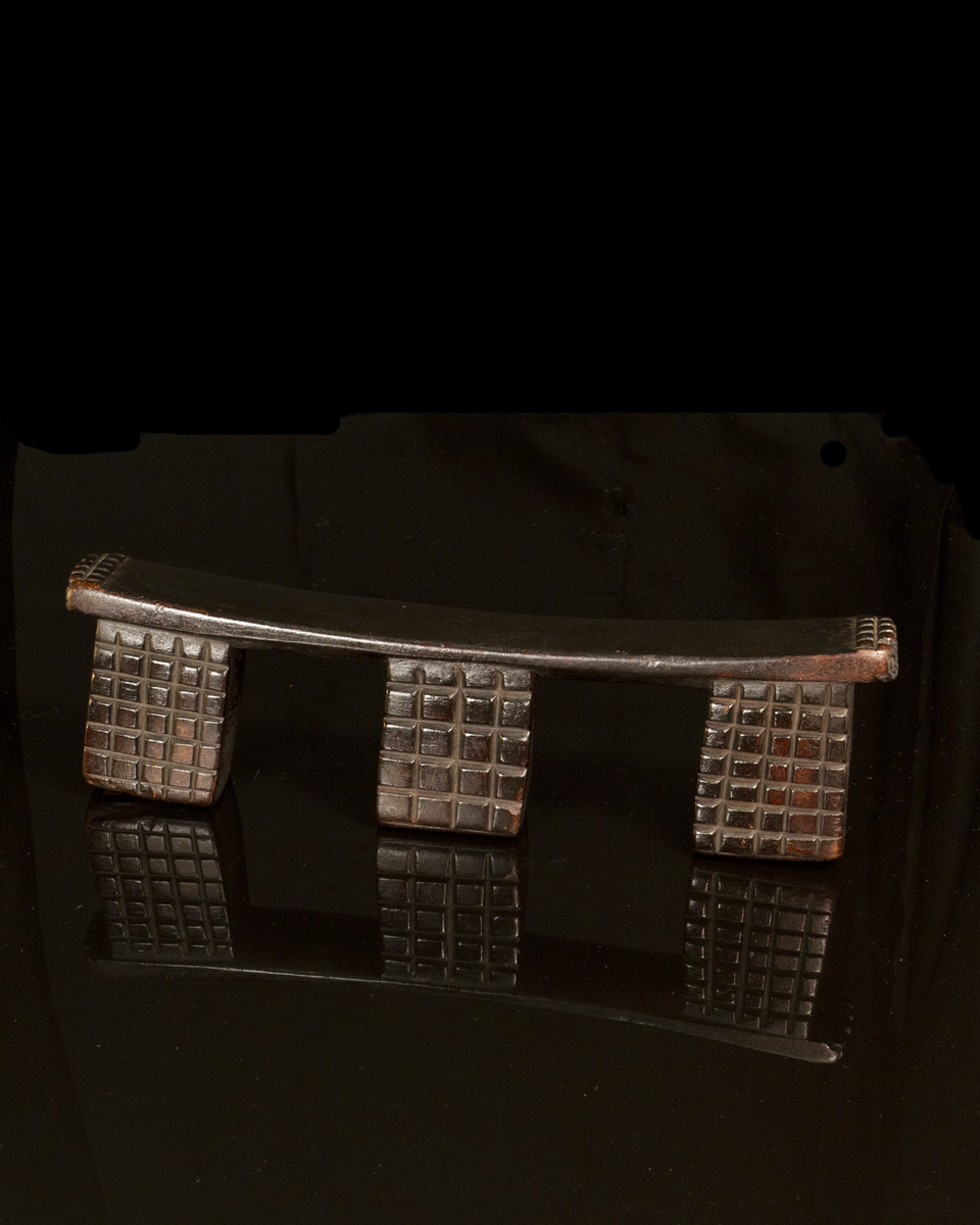 Headrest (Zulu People, Southern Africa)